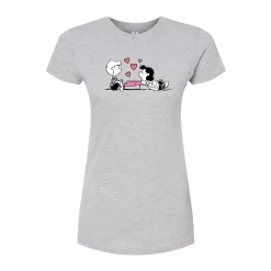 Juniors' Peanuts Piano Hearts Lucy & Schroeder Graphic Tee